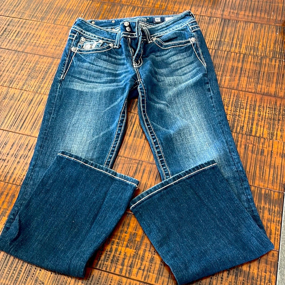 Miss Me bootcut jeans in pristine condition! Size 30/32